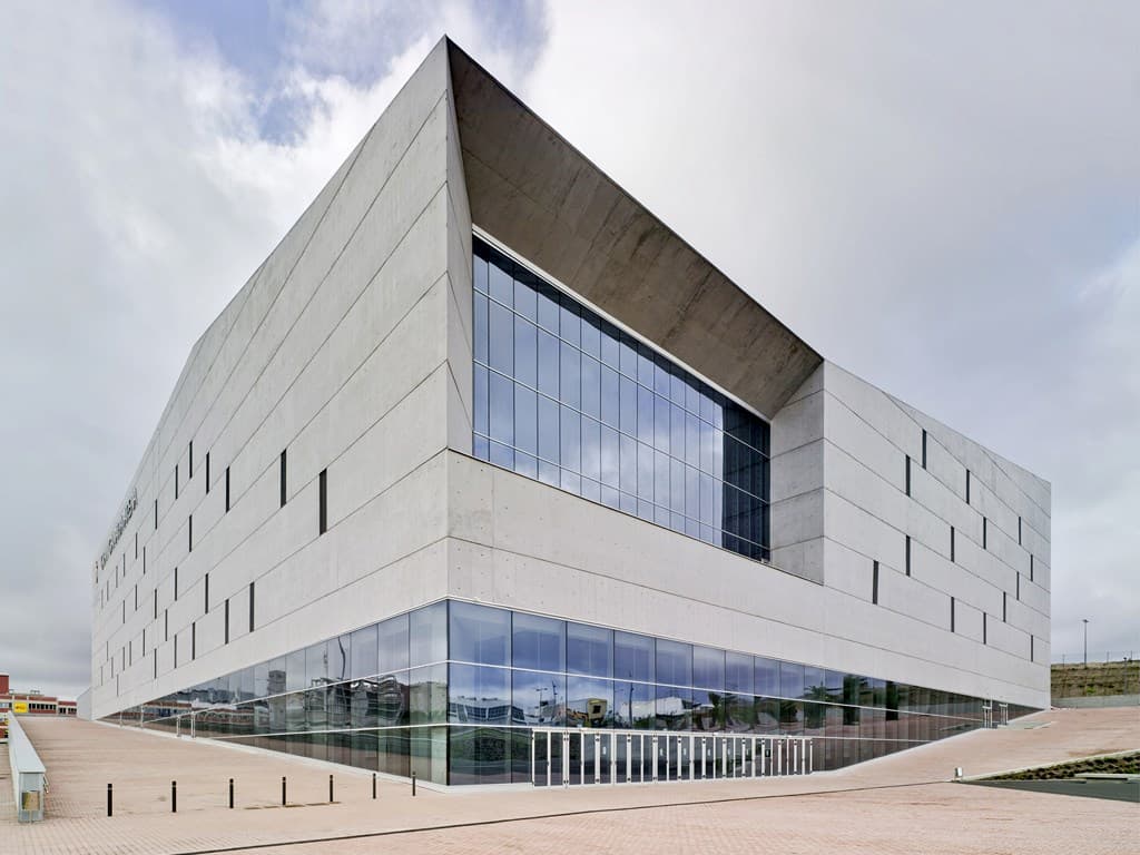 Gran Canaria Arena, sede del sistema de producción solar y almacenamiento