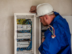 media-tension-6-energias-renovables